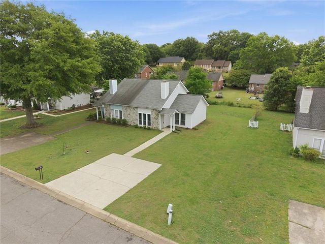 13 Ember Way, Cartersville, GA 30120