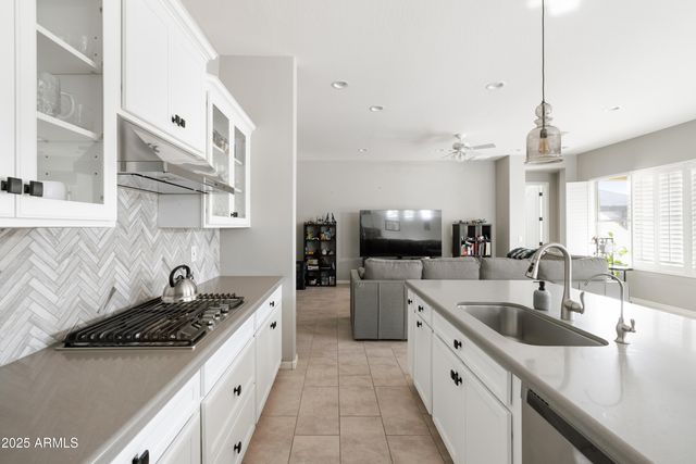 4554 S EASTERN Run, Mesa, AZ 85212