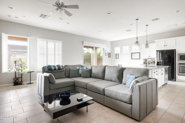 4554 S EASTERN Run, Mesa, AZ 85212