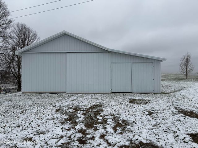 460 Lawrenceburg Loop, Bloomfield, KY 40008