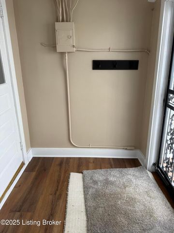 460 Lawrenceburg Loop, Bloomfield, KY 40008