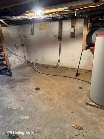 460 Lawrenceburg Loop, Bloomfield, KY 40008