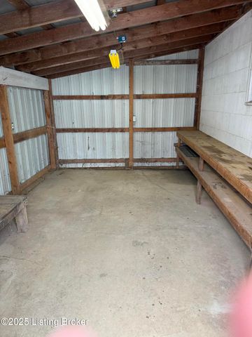 460 Lawrenceburg Loop, Bloomfield, KY 40008