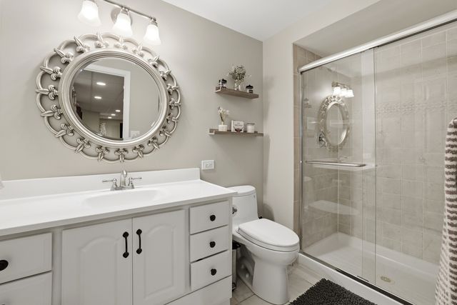 5701 Churchill Lane, Libertyville, IL 60048