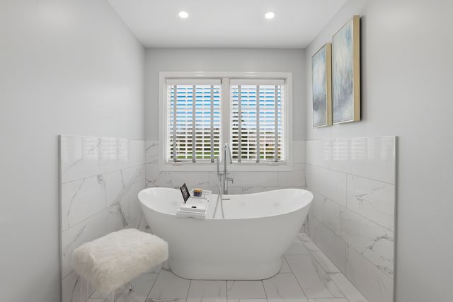 5701 Churchill Lane, Libertyville, IL 60048