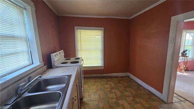 302 & 304 W Woltz Street, Dobson, NC 27017