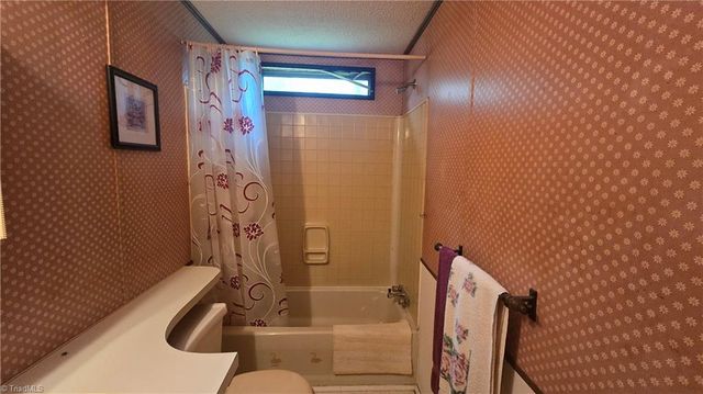 302 & 304 W Woltz Street, Dobson, NC 27017