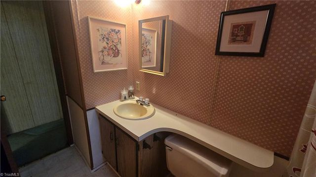 302 & 304 W Woltz Street, Dobson, NC 27017