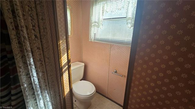 302 & 304 W Woltz Street, Dobson, NC 27017