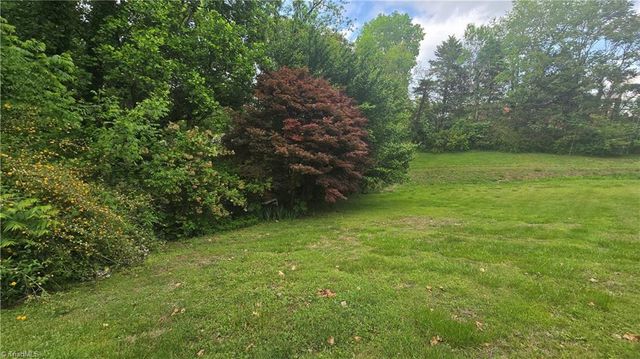 302 & 304 W Woltz Street, Dobson, NC 27017