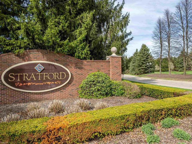 7143 Georgetowne N Road, Washington Twp, MI 48095