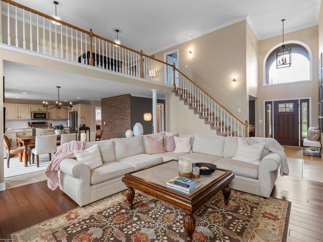 7143 Georgetowne N Road, Washington Twp, MI 48095