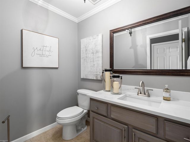 7143 Georgetowne N Road, Washington Twp, MI 48095
