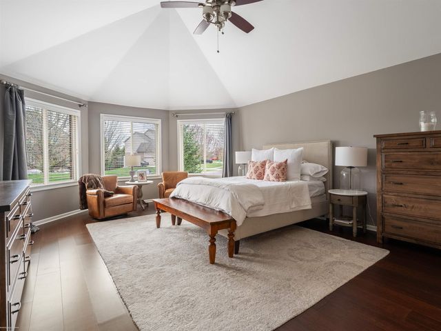 7143 Georgetowne N Road, Washington Twp, MI 48095