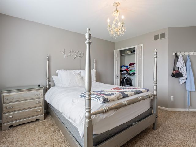 7143 Georgetowne N Road, Washington Twp, MI 48095
