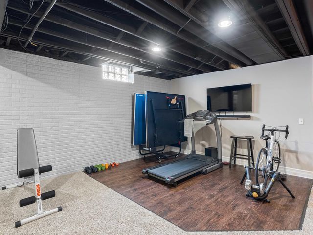 7143 Georgetowne N Road, Washington Twp, MI 48095