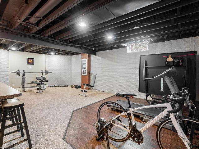 7143 Georgetowne N Road, Washington Twp, MI 48095
