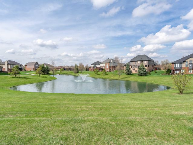 7143 Georgetowne N Road, Washington Twp, MI 48095