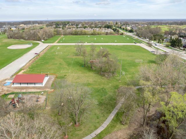 7143 Georgetowne N Road, Washington Twp, MI 48095