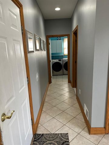 15347 Drysdale Street, Southgate, MI 48195