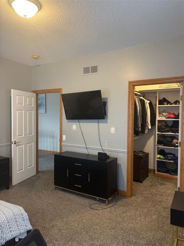 15347 Drysdale Street, Southgate, MI 48195