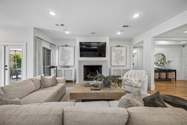9431 Spring Branch Drive, Dallas, TX 75238