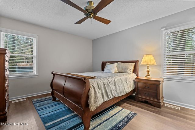 901 Heather Trail, Aberdeen, NC 28315