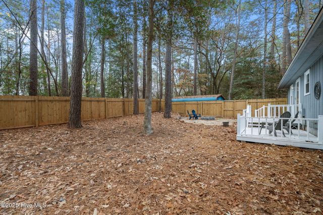 901 Heather Trail, Aberdeen, NC 28315