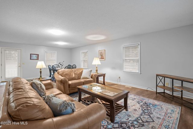 901 Heather Trail, Aberdeen, NC 28315