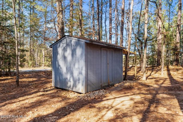 901 Heather Trail, Aberdeen, NC 28315