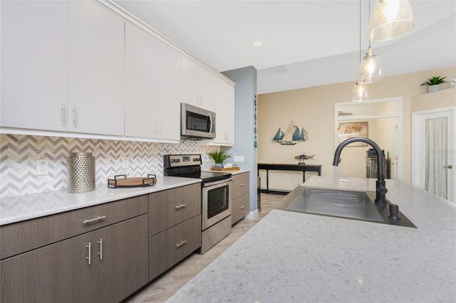 17929 COURTSIDE LANDINGS CIRCLE, Punta Gorda, FL 33955