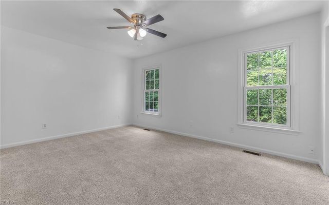 340 Middle Oaks DR, Chesapeake, VA 23322
