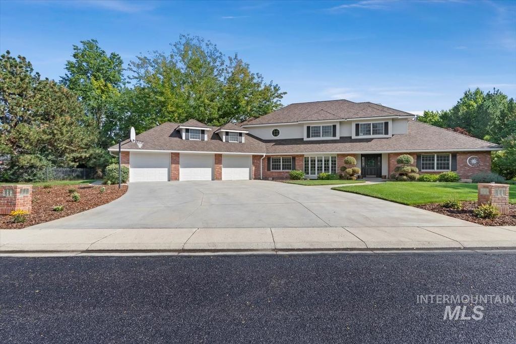 1166 W Stafford Dr, Eagle, ID 83616
