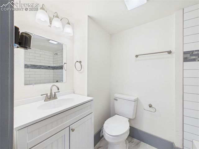 2511 N Greenwood Street, Pueblo, CO 81003