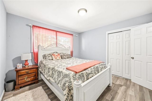 10 Barron DR, Newport News, VA 23608