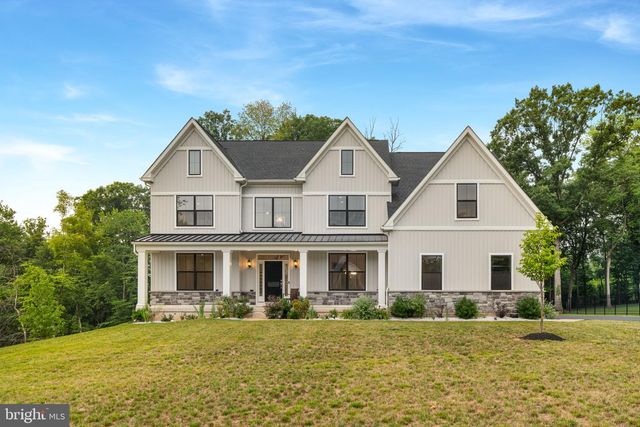 1045 OAK RIDGE DR, Horsham, PA 19044