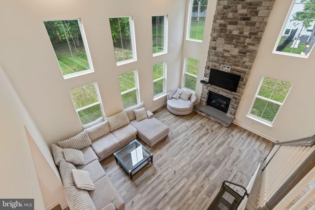 1045 OAK RIDGE DR, Horsham, PA 19044