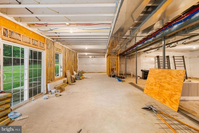 1045 OAK RIDGE DR, Horsham, PA 19044