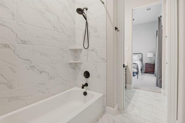 851 Horseshoe Meadows Drive, Waxahachie, TX 75167