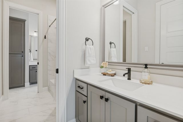 851 Horseshoe Meadows Drive, Waxahachie, TX 75167