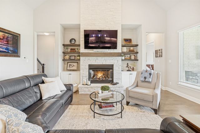 851 Horseshoe Meadows Drive, Waxahachie, TX 75167