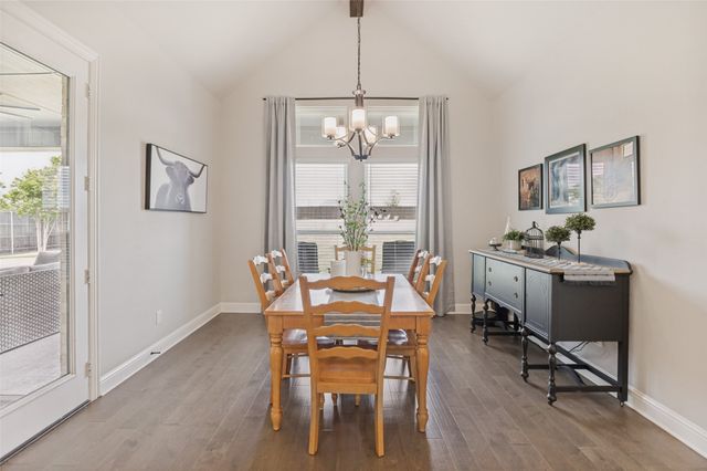 851 Horseshoe Meadows Drive, Waxahachie, TX 75167