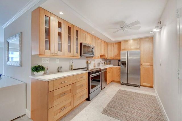 3221 S Ocean Boulevard 207, Highland Beach, FL 33487