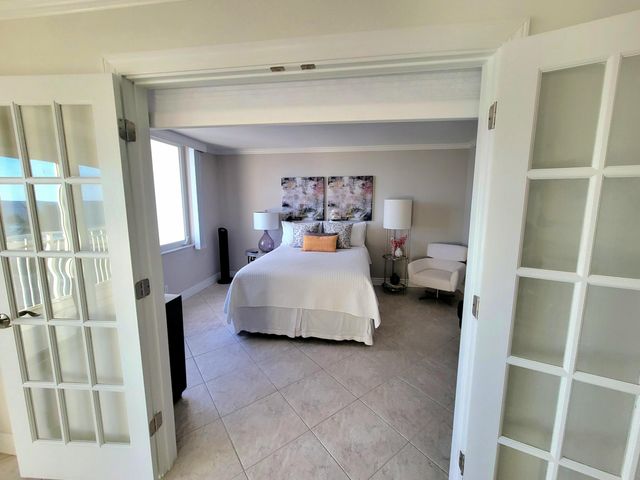 3221 S Ocean Boulevard 207, Highland Beach, FL 33487