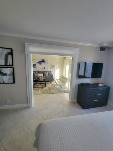 3221 S Ocean Boulevard 207, Highland Beach, FL 33487