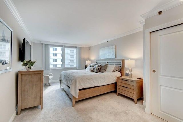 3221 S Ocean Boulevard 207, Highland Beach, FL 33487