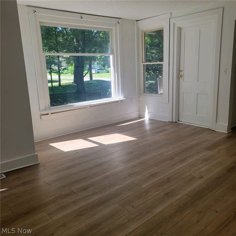 52 Eagle Street, Madison, OH 44057