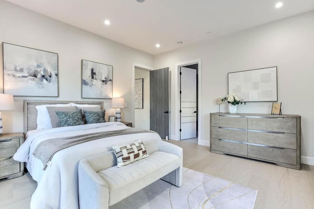 Image 30 of property listing at 10080 S Tantau Avenue, Cupertino, CA 95014