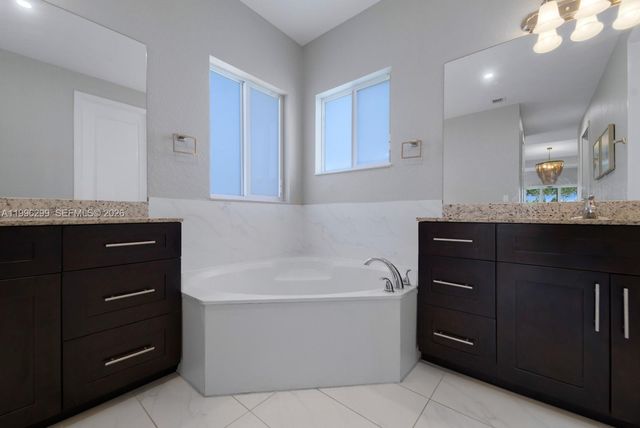 19781 SW 84th Ct, Cutler Bay, FL 33189