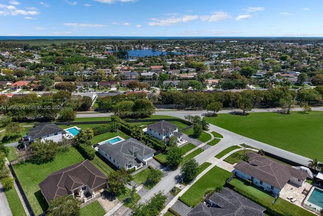 19781 SW 84th Ct, Cutler Bay, FL 33189